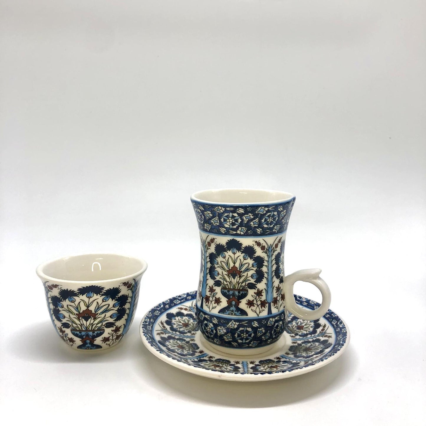Arabic Coffee & Tea Cup Set – Traditional Sadu Pattern Ceramic Cups with Saucer | Middle Eastern Drinkware for Home & Gift Use